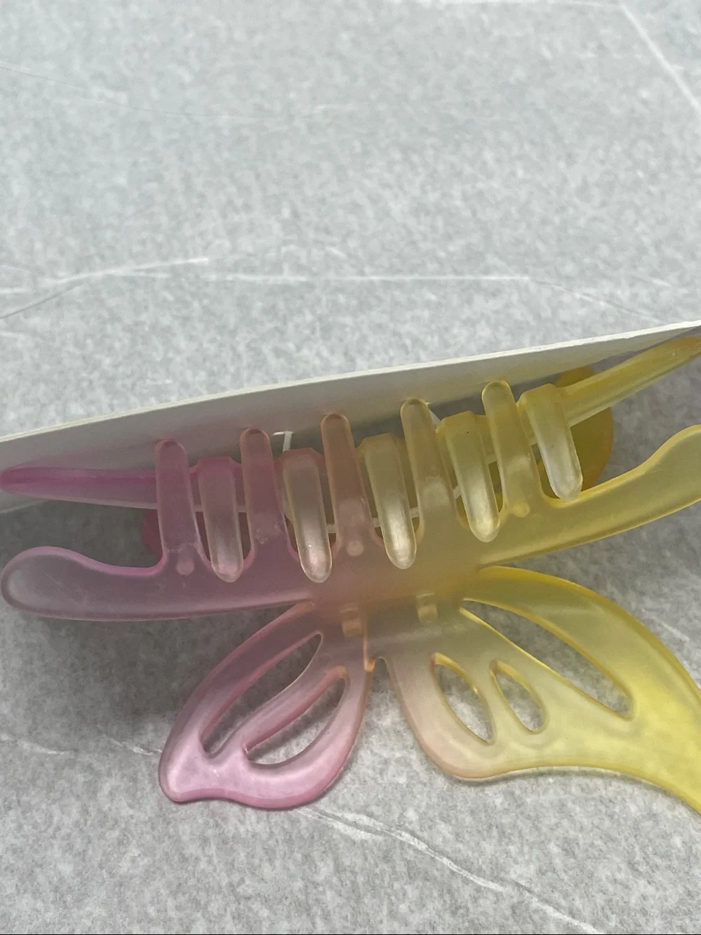 Ombre Butterfly Hair Claw Clip - Yellow & Pink